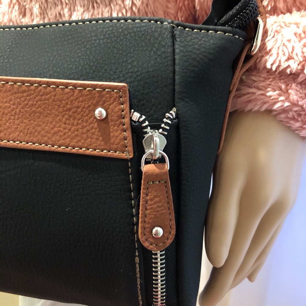Purse - Picture 4 of 7